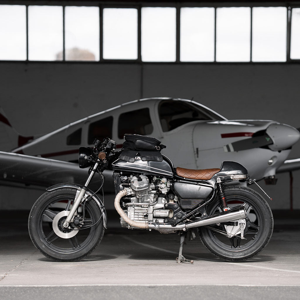 Leather magnetic tank bag.