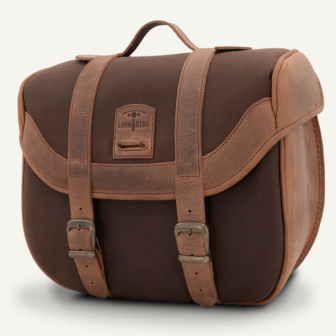 Nice brown panniers moto.