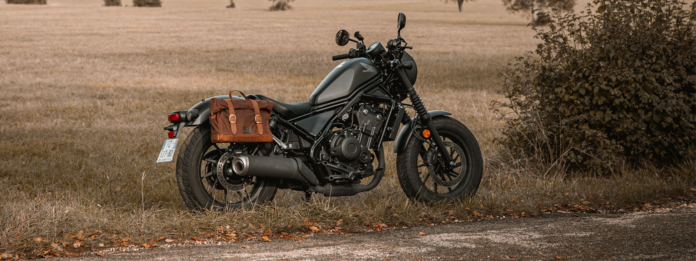 Best saddlebag for Honda Rebel moto.