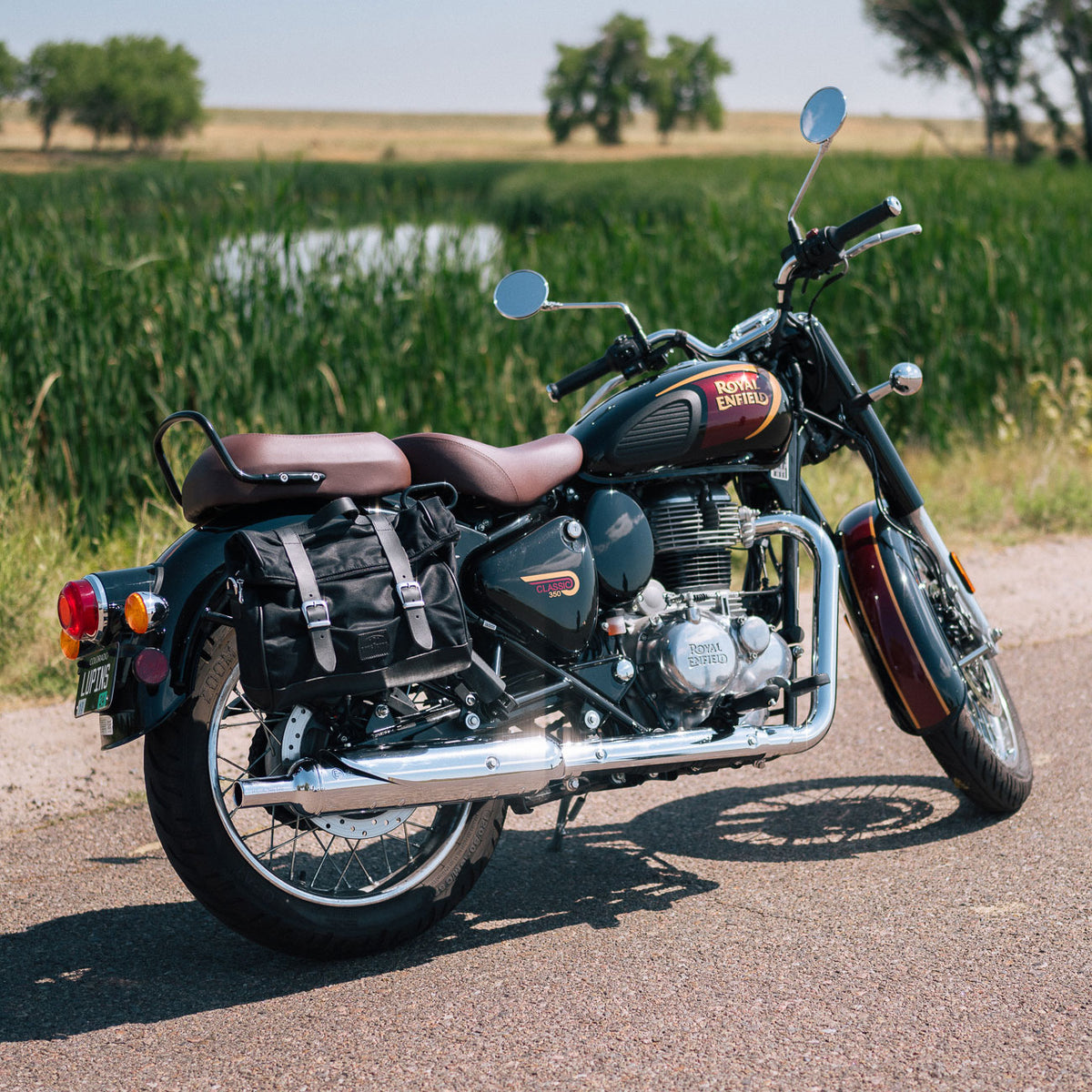 Cool saddlebag for Classic and Bullet 350 RE.