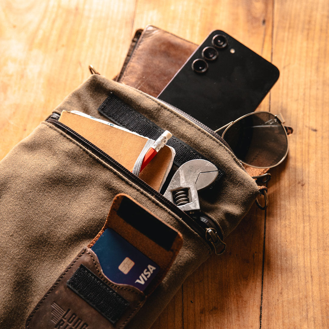 Best magnetic moto tank bag.