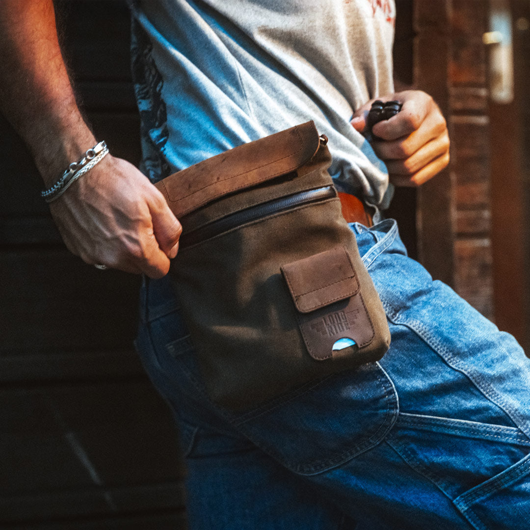 Moto tank bag and leg bag two in one.