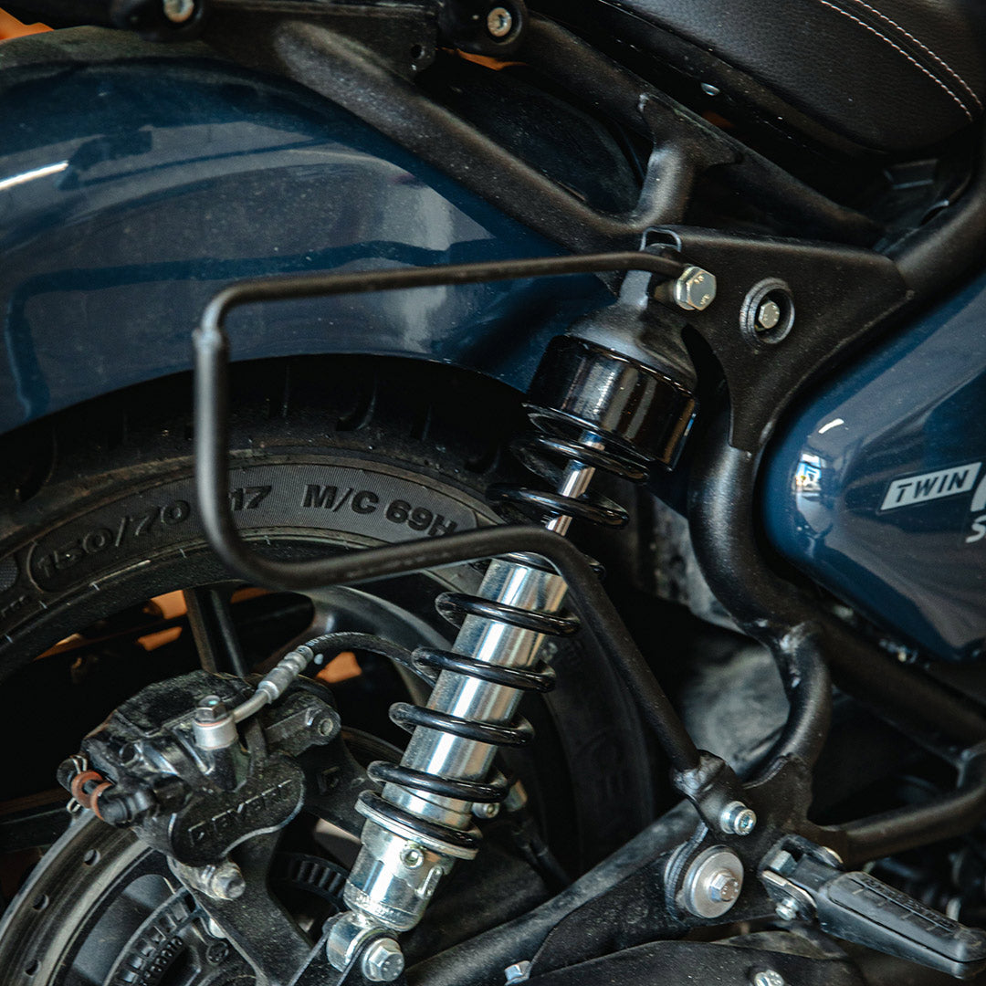 Saddlebag rail for Shotgun 650 Royal Enfield.